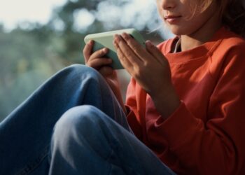 How To Invert Colors On Android? Quick Guide